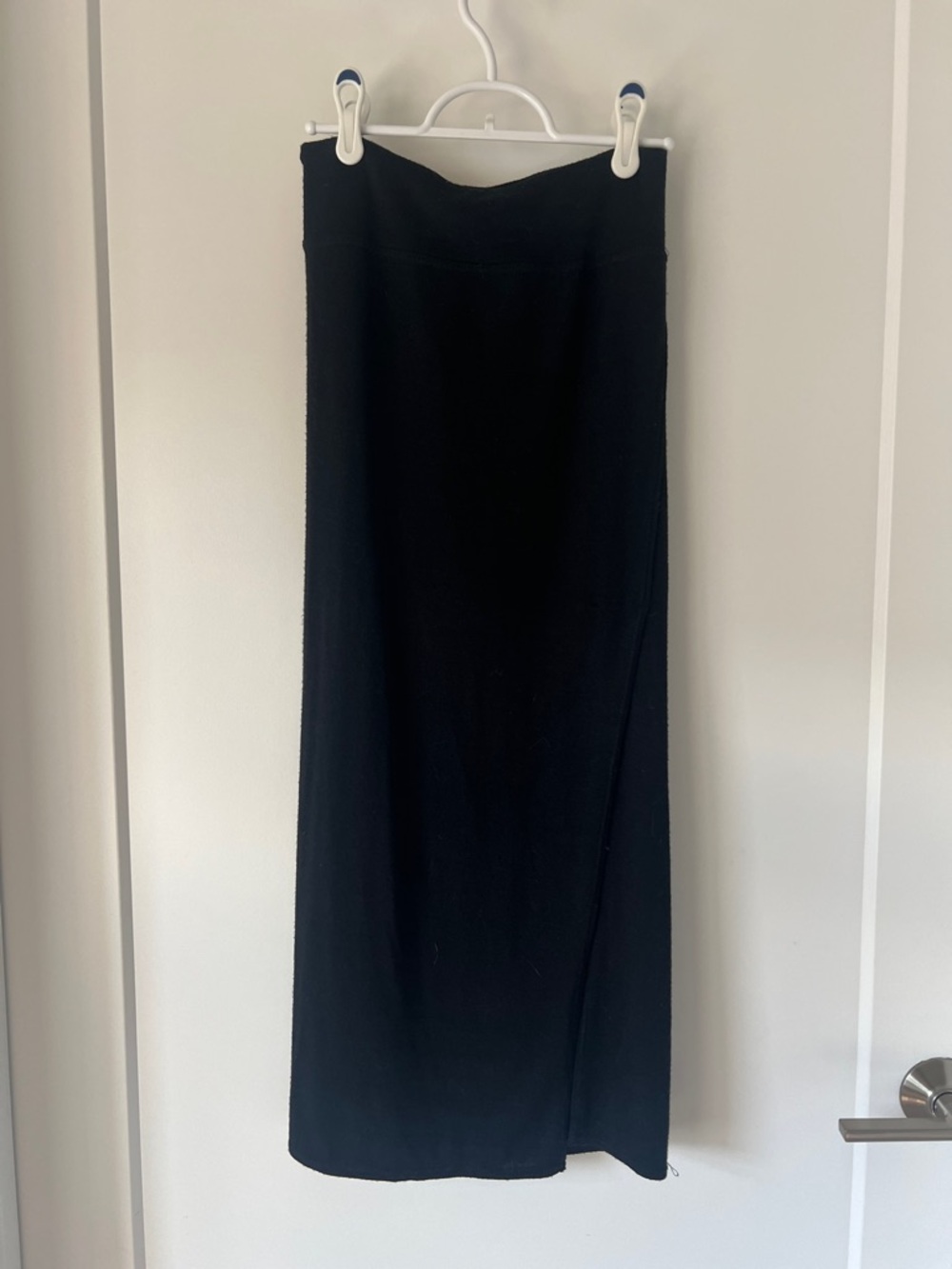 Aritzia Wilfred Free Black Maxi Skirt - Women's Simple Long Skirt w/ Slit